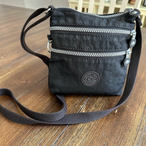 Kipling triple zip cross body bag - Picture 3 of 12